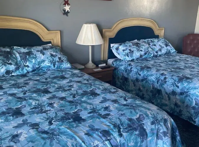 Hometown Inn